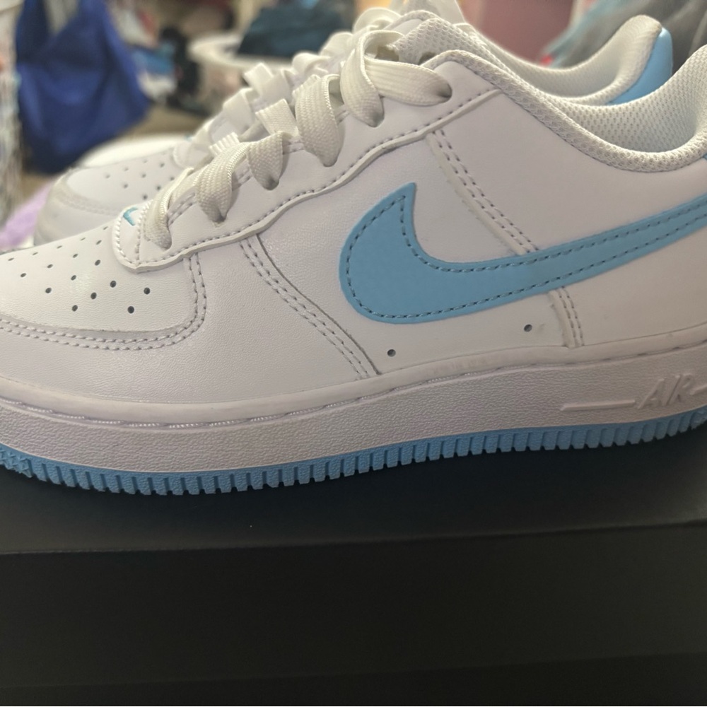 Nike Kids White and Light Blue Sneakers